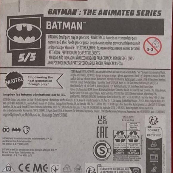 2021 HOT WHEELS, THE ANIMATED SERIES BATMOBILE, RARE GOLD COLOUR, MINT!!! - Picture 3 of 3